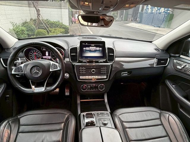 M-BENZ賓士 GLE63 AMG  第8張相片