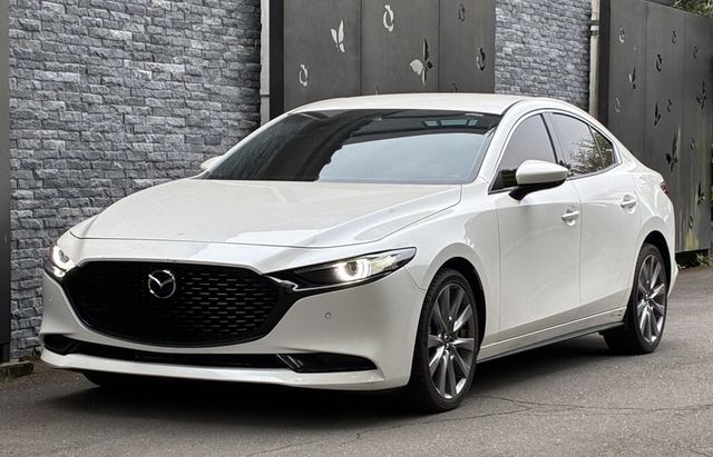 MAZDA馬自達 MAZDA 3  第1張相片