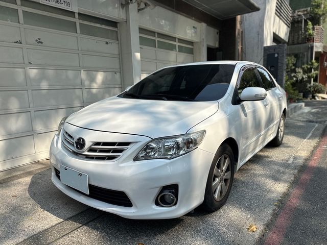 TOYOTA豐田 ALTIS  第1張相片