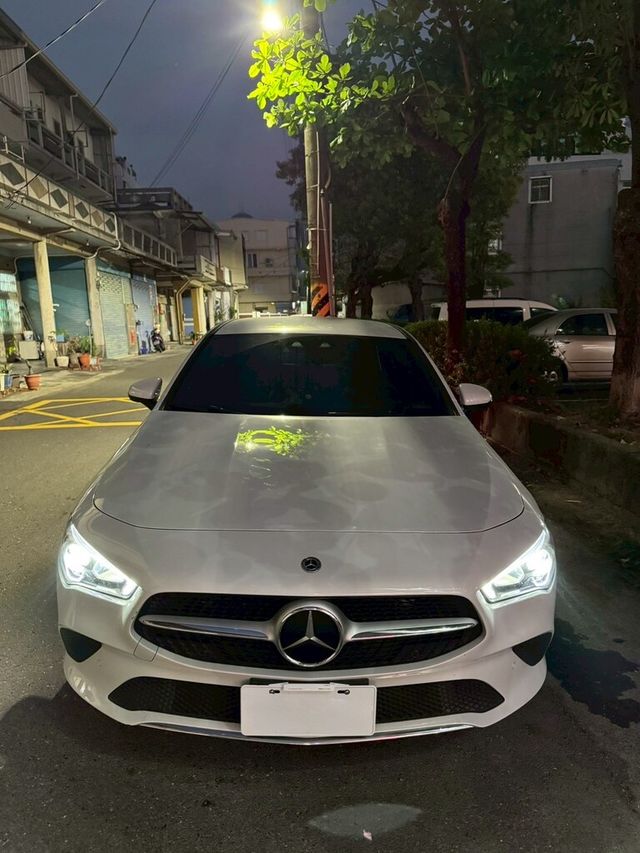 M-BENZ賓士 CLA200  第1張相片