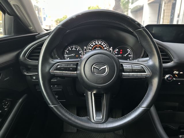 MAZDA馬自達 MAZDA 3  第6張相片