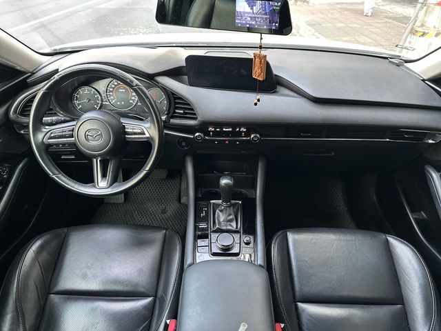 MAZDA馬自達 MAZDA 3  第7張相片