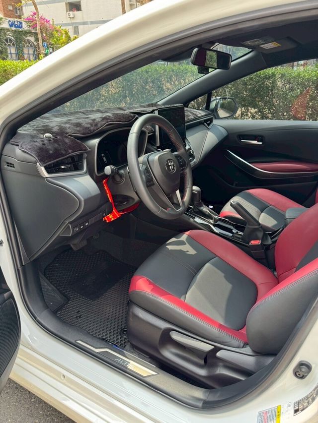 TOYOTA豐田 ALTIS  第7張相片