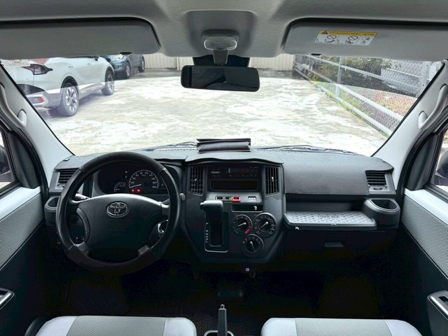 TOYOTA豐田 TOWN ACE  第16張相片