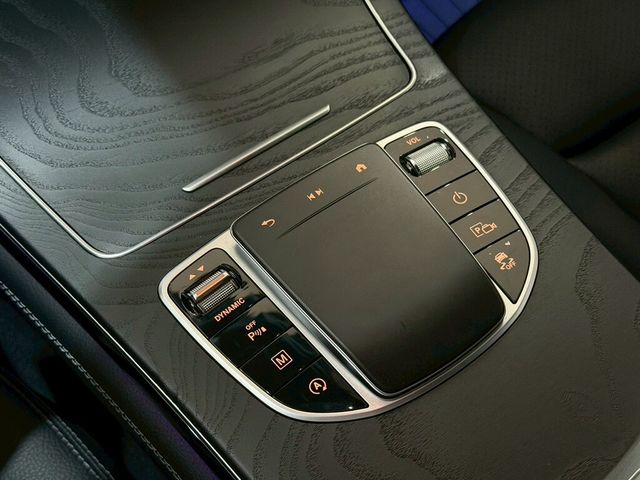 M-BENZ賓士 GLC300 AMG COUPE  第17張相片