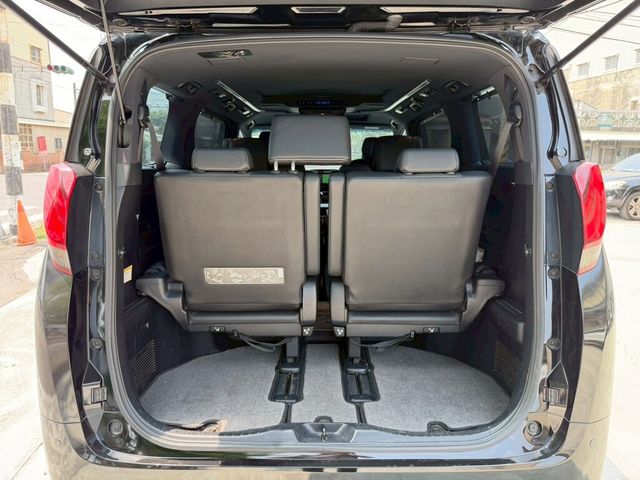 TOYOTA豐田 ALPHARD  第3張相片
