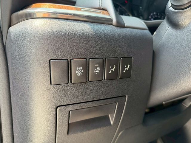 TOYOTA豐田 ALPHARD  第12張相片