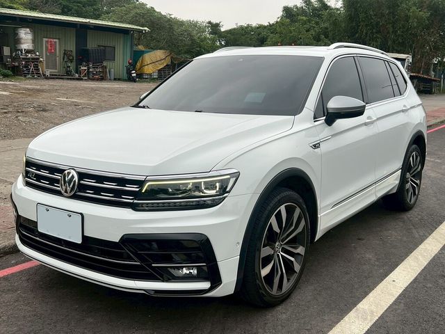 VOLKSWAGEN福斯 TIGUAN  第1張相片