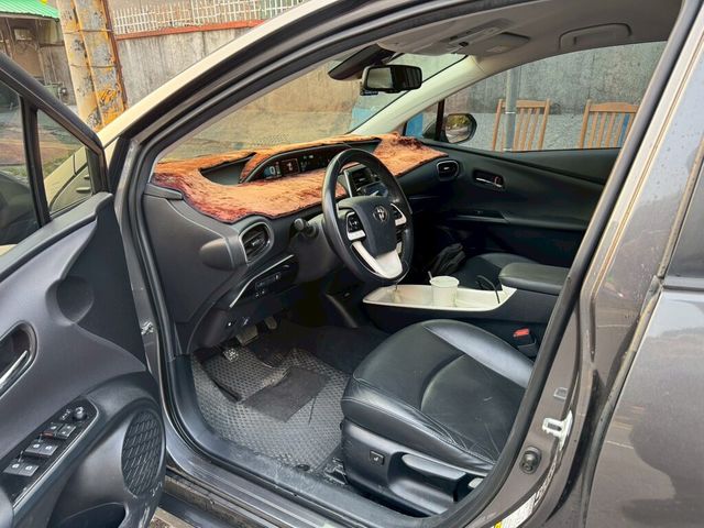 TOYOTA豐田 PRIUS  第4張相片