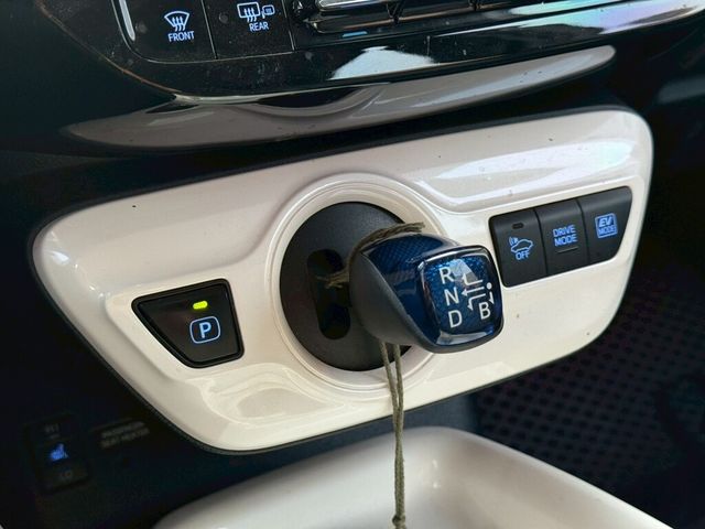 TOYOTA豐田 PRIUS  第13張相片