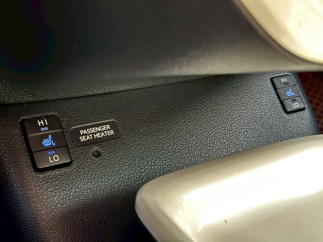 TOYOTA豐田 PRIUS  第14張相片