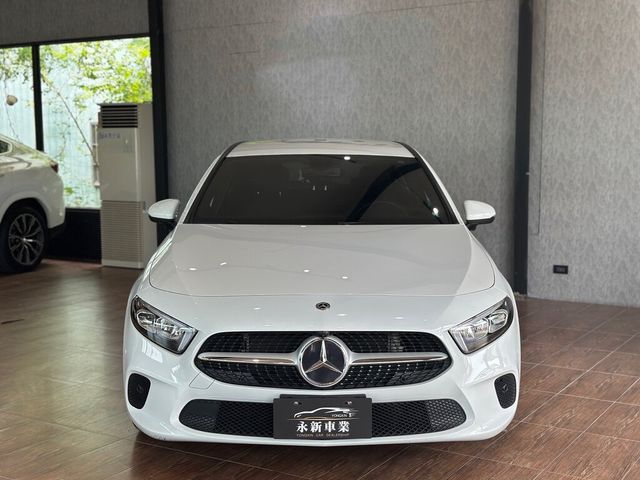 M-BENZ賓士 A180  第2張相片