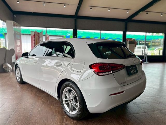 M-BENZ賓士 A180  第4張相片