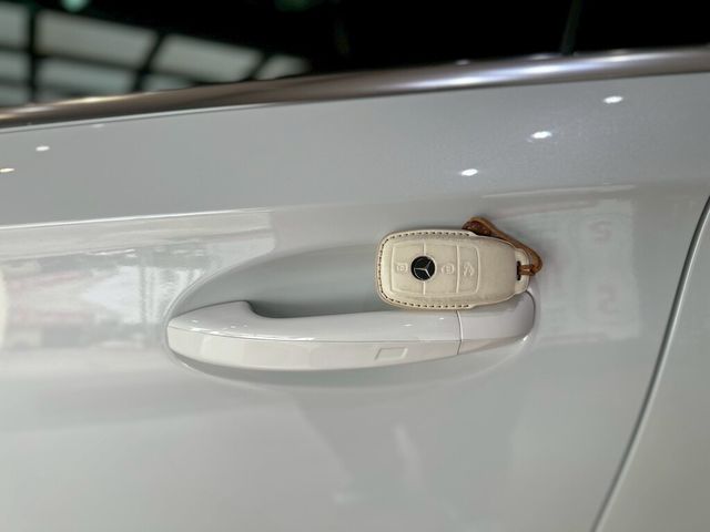 M-BENZ賓士 A180  第7張相片