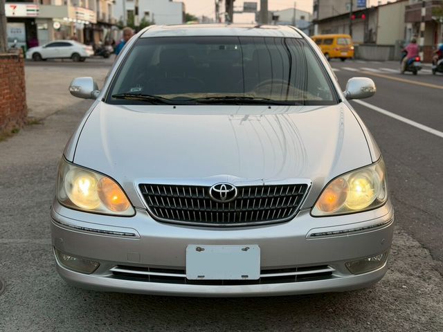 TOYOTA豐田 CAMRY  第2張相片