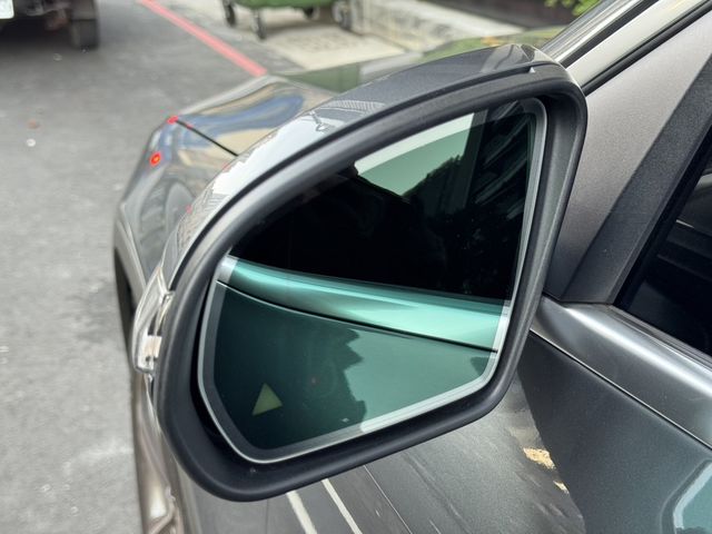 M-BENZ賓士 GLC250  第7張相片