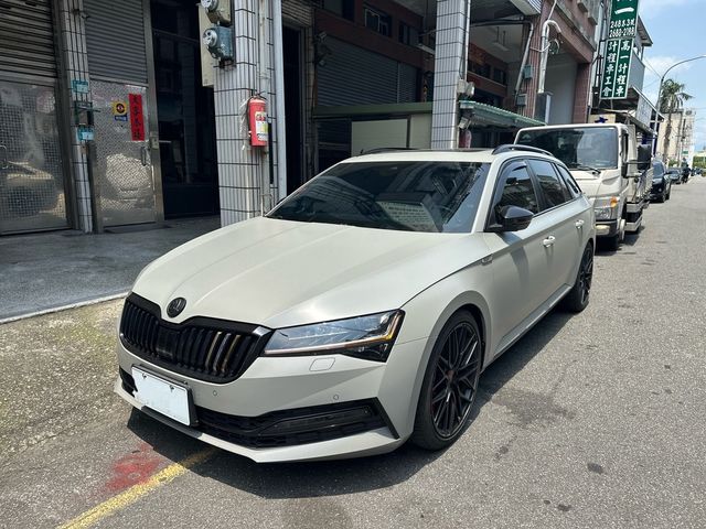 SKODA司科達 SUPERB COMBI  第1張相片