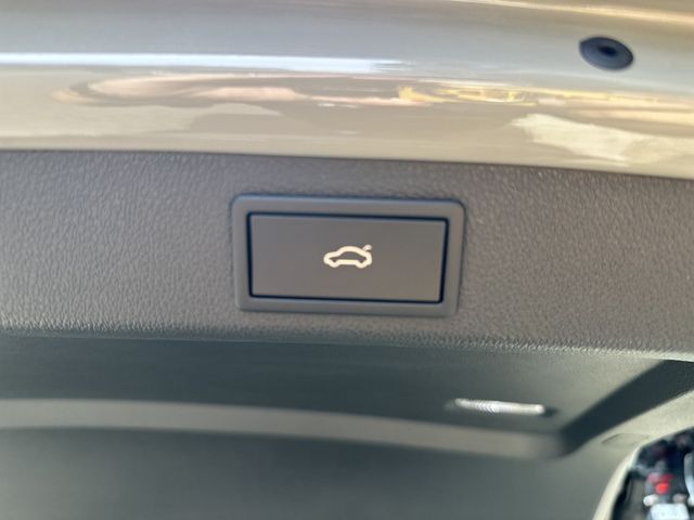 SKODA司科達 SUPERB COMBI  第3張相片