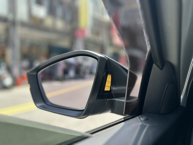 SKODA司科達 SUPERB COMBI  第5張相片