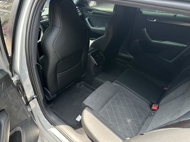 SKODA司科達 SUPERB COMBI  第18張相片