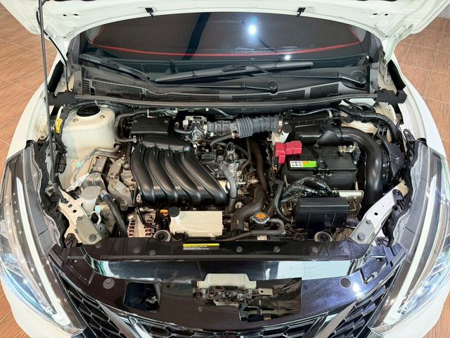 NISSAN日產 TIIDA  第19張相片