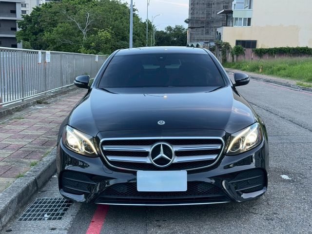 M-BENZ賓士 E300  第2張相片
