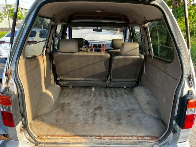 TOYOTA豐田 ZACE SURF  第7張相片
