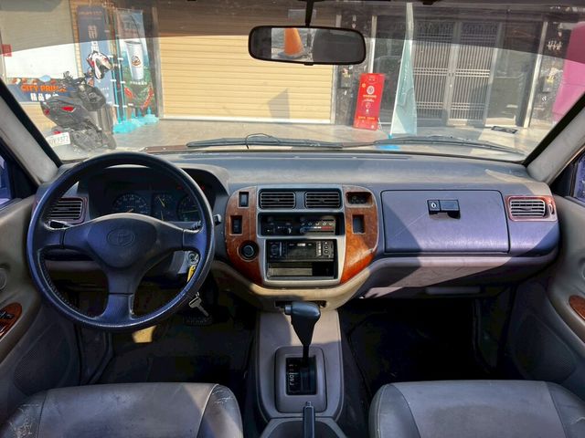 TOYOTA豐田 ZACE SURF  第12張相片