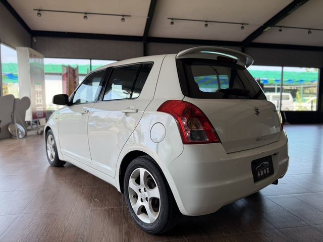 SUZUKI鈴木 SWIFT  第3張相片