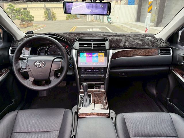 TOYOTA豐田 CAMRY  第6張相片