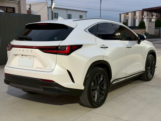 LEXUS凌志 NX350H  第3張相片