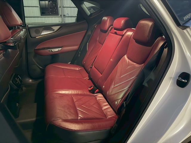 LEXUS凌志 NX350H  第16張相片