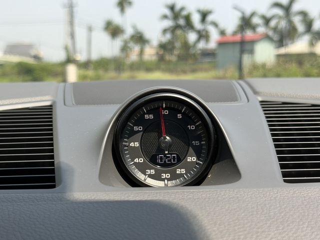 PORSCHE保時捷 CAYENNE  第13張相片