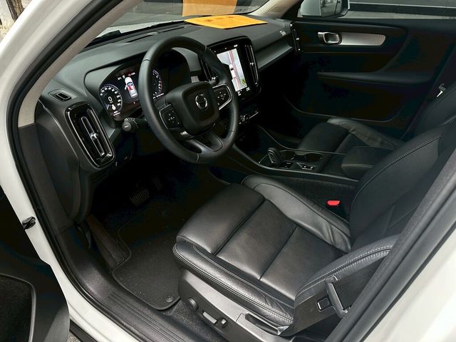 VOLVO富豪 XC40  第6張相片