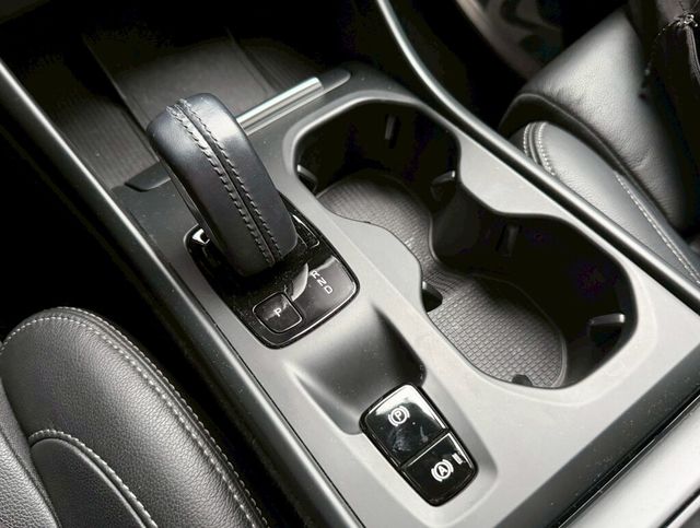 VOLVO富豪 XC40  第16張相片