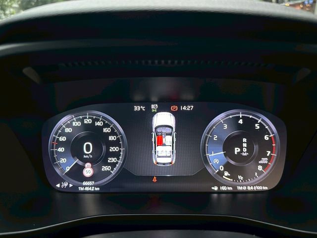 VOLVO富豪 XC40  第20張相片