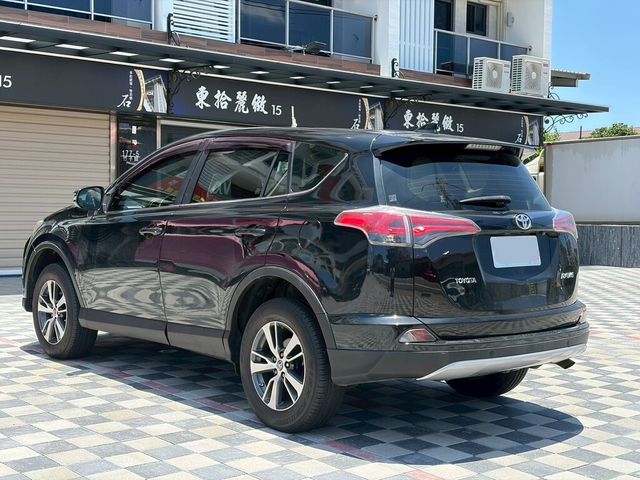 TOYOTA豐田 RAV4  第2張相片