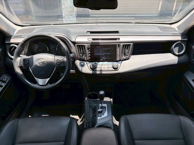 TOYOTA豐田 RAV4  第7張相片