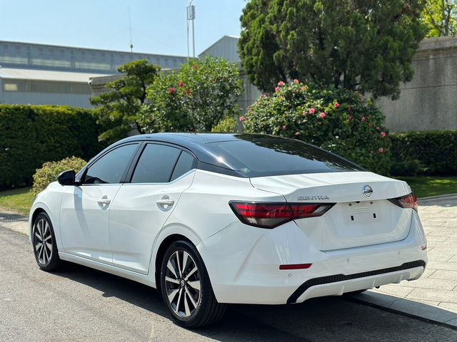 NISSAN日產 SENTRA  第3張相片
