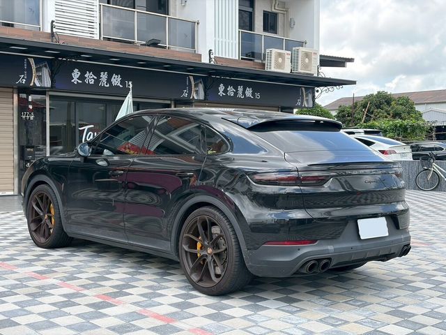 PORSCHE保時捷 CAYENNE  第2張相片