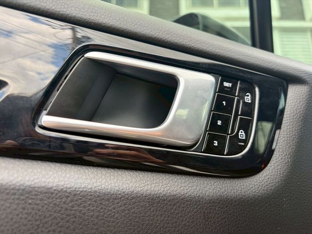 PORSCHE保時捷 CAYENNE  第9張相片