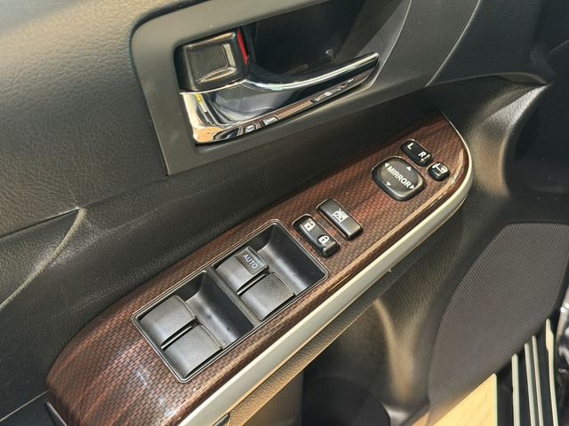 TOYOTA豐田 CAMRY HYBRID  第9張相片