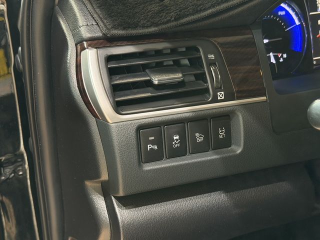 TOYOTA豐田 CAMRY HYBRID  第10張相片