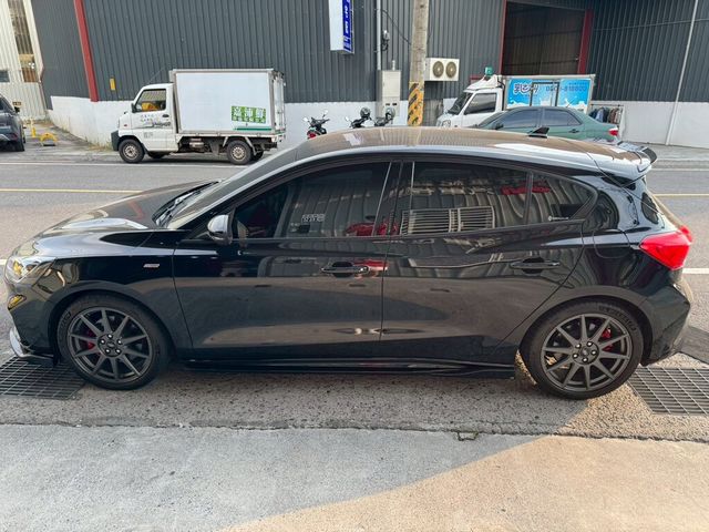 FORD福特 FOCUS  第3張相片
