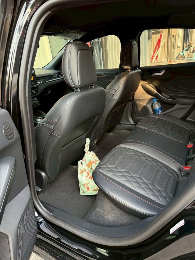 FORD福特 FOCUS  第14張相片
