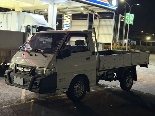 MITSUBISHI三菱 DELICA  第1張相片