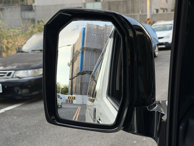 TOYOTA豐田 GRANVIA  第4張相片