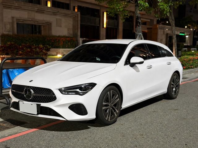 M-BENZ賓士 CLA200 SHOOTING BRAKE  第1張相片
