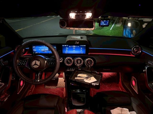 M-BENZ賓士 CLA200 SHOOTING BRAKE  第10張相片