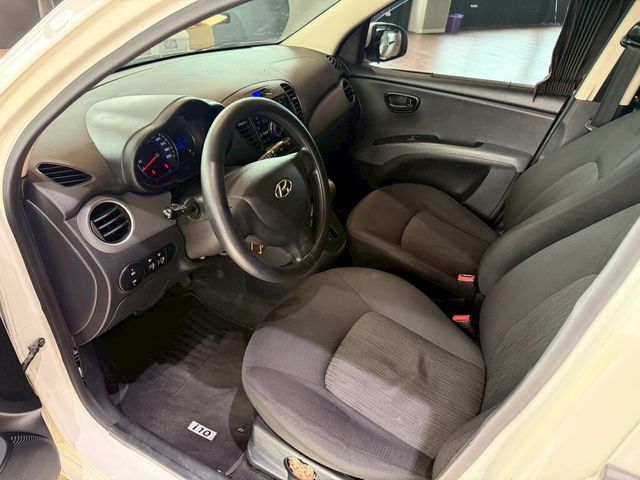 HYUNDAI現代 I10  第7張相片